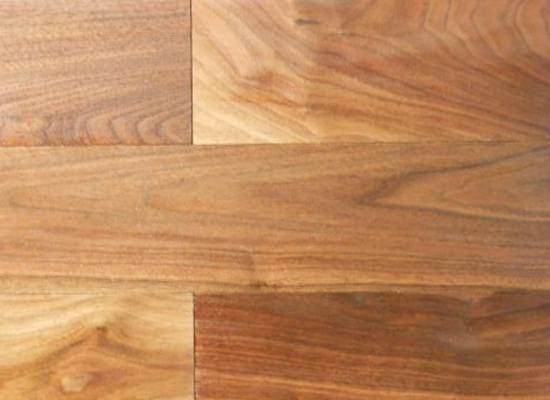 Parquet multistrato noce naturale spazzolato